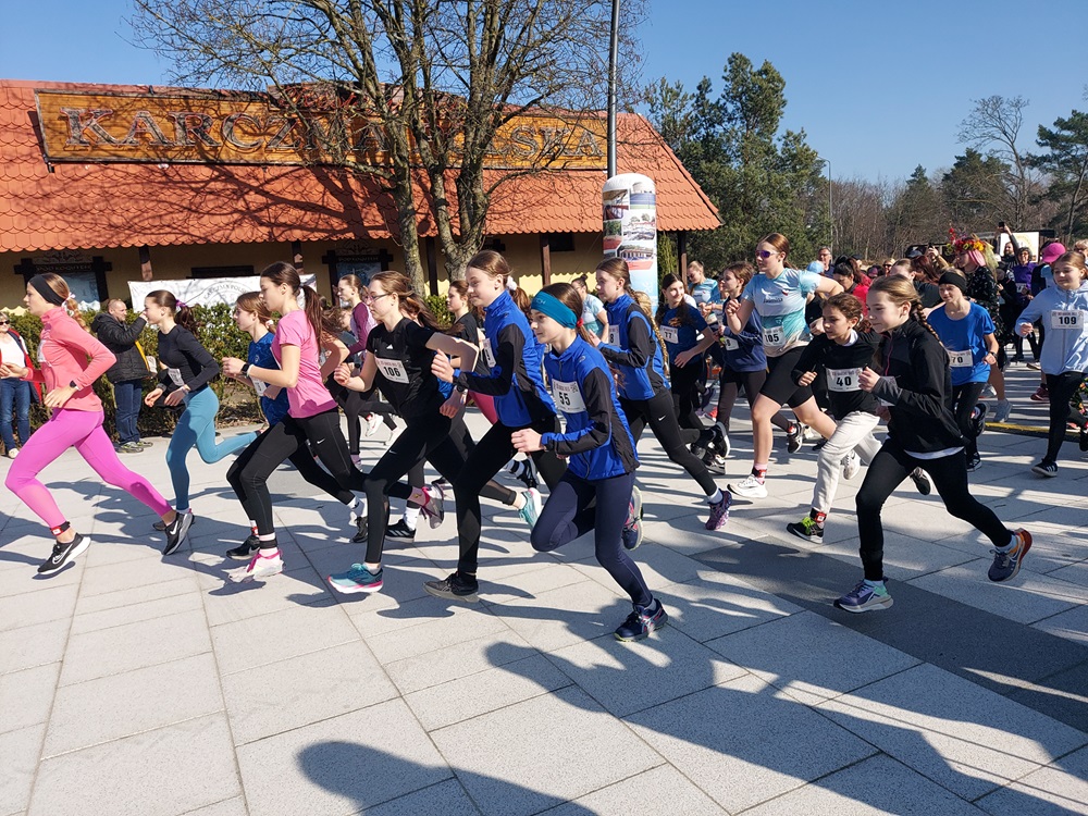 BIEG Z OKAZJI DNIA KOBIET