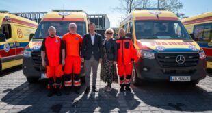 nowa karetka w służbie mieszkańcom w Świnoujściu