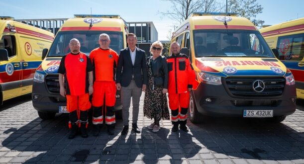 nowa karetka w służbie mieszkańcom w Świnoujściu