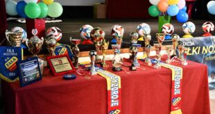 Klubu Sportowego Fala celebrująca sukces w 2025 roku.