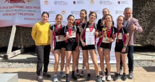 Dziewczęta z „Mieszka” na podium Ogólnopolskiego Finału Drużynowych Biegów Przełajowych w Bydgoszczy