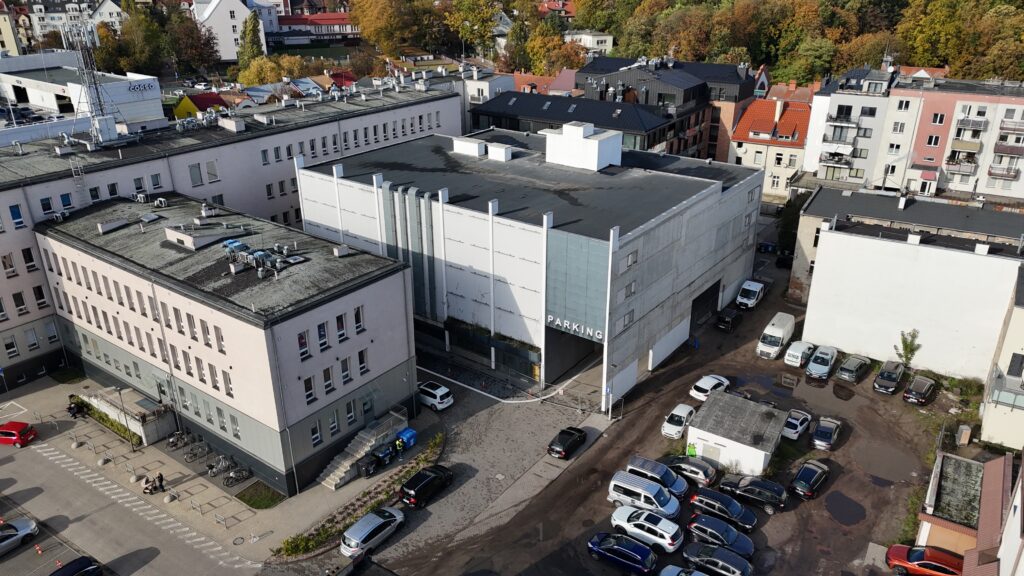 parkingowiec przy ul. Bema Świnoujście