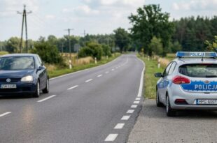 ostrzeganie światłami przed policją mandat